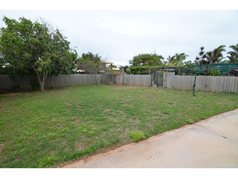 24 Castrini Crescent, Carnarvon WA 6701