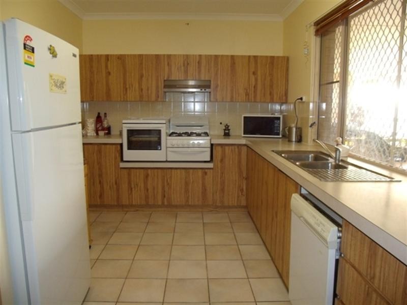 20 Foss Crescent, Carnarvon WA 6701