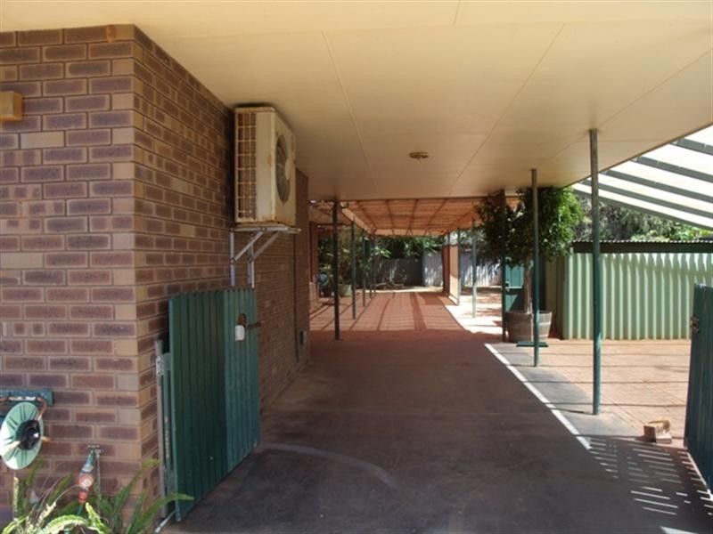 13 Willesee Street, Carnarvon WA 6701