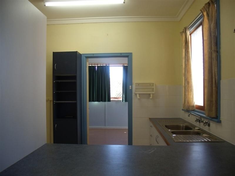 8 Ridley Place, Carnarvon WA 6701