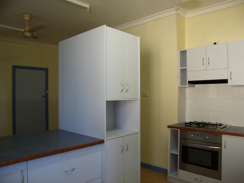 8 Ridley Place, Carnarvon WA 6701