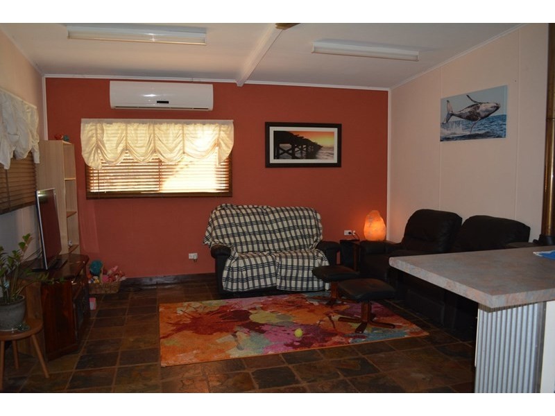 270 Margaret Row, Carnarvon WA 6701