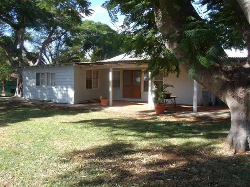 33 Sanderson Road, Carnarvon WA 6701