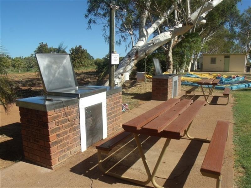 589 Robinson Street, Carnarvon WA 6701