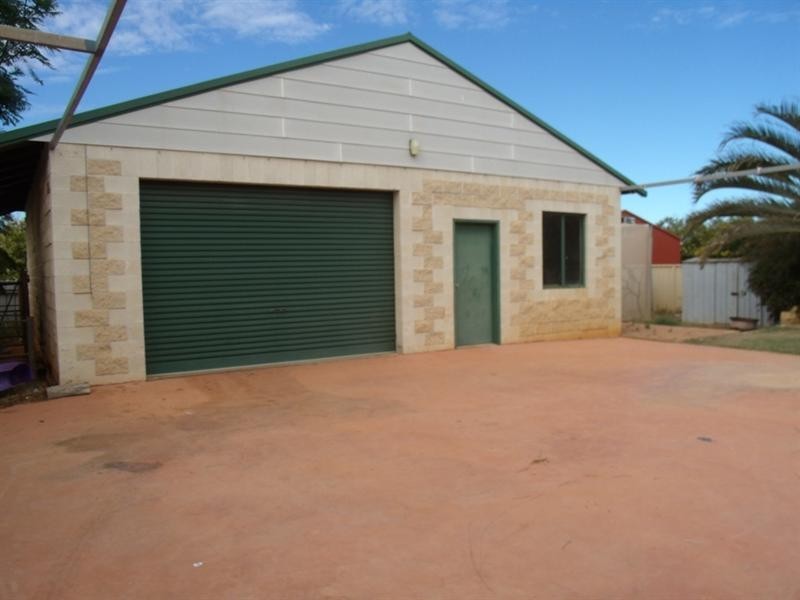 7 Hope Street, Carnarvon WA 6701