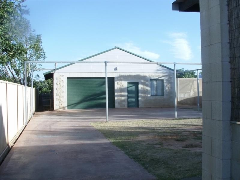 7 Hope Street, Carnarvon WA 6701