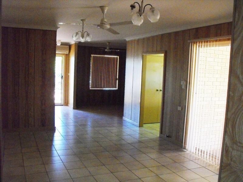 20 Foss Crescent, Carnarvon WA 6701