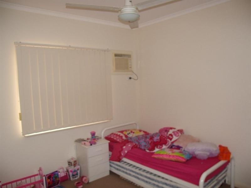 6 Mindirra Crescent, Carnarvon WA 6701