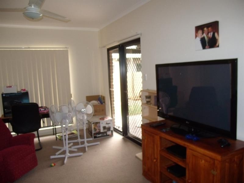 6 Mindirra Crescent, Carnarvon WA 6701