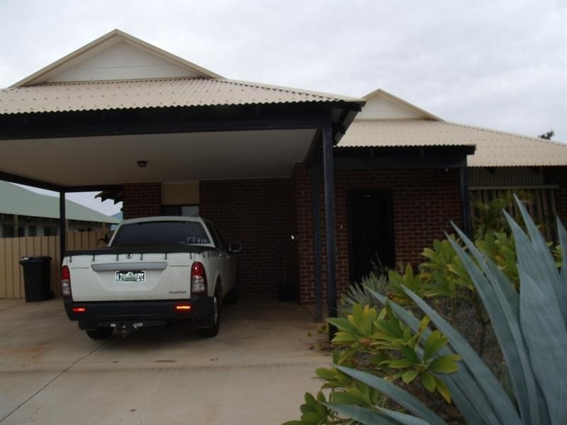 6 Mindirra Crescent, Carnarvon WA 6701