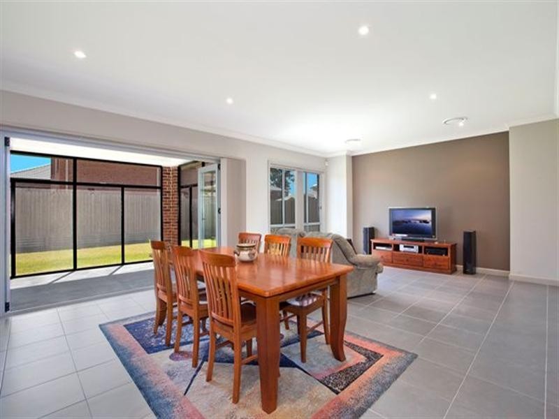 5 Hilcot Street, Stanhope Gardens NSW 2768
