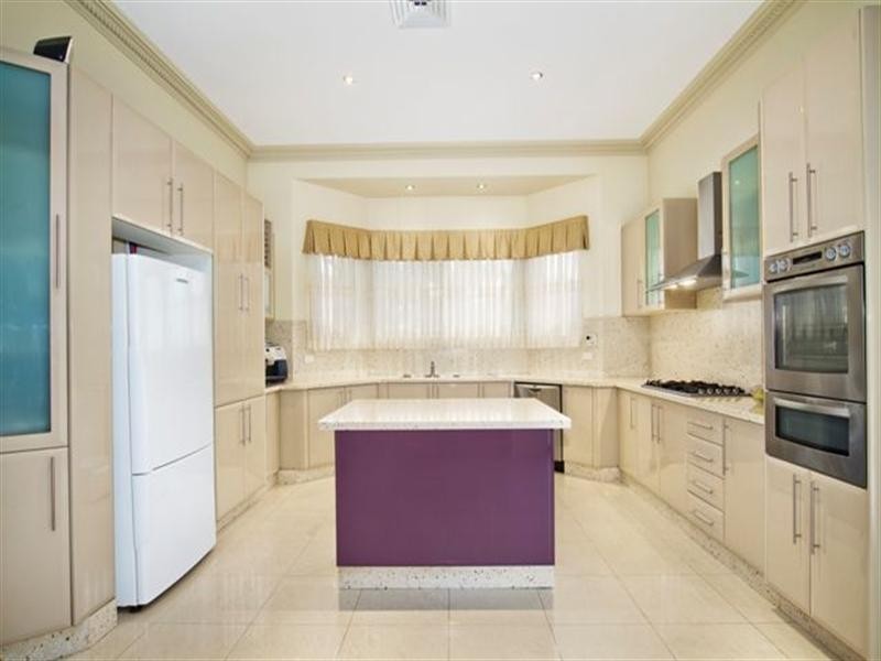 2 Kentridge Place, Bella Vista NSW 2153