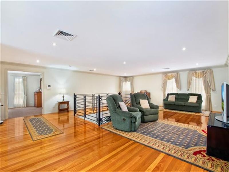 2 Kentridge Place, Bella Vista NSW 2153
