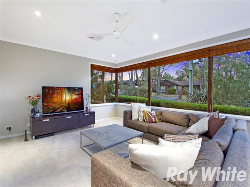 15 Wiseman Road, Castle Hill NSW 2154
