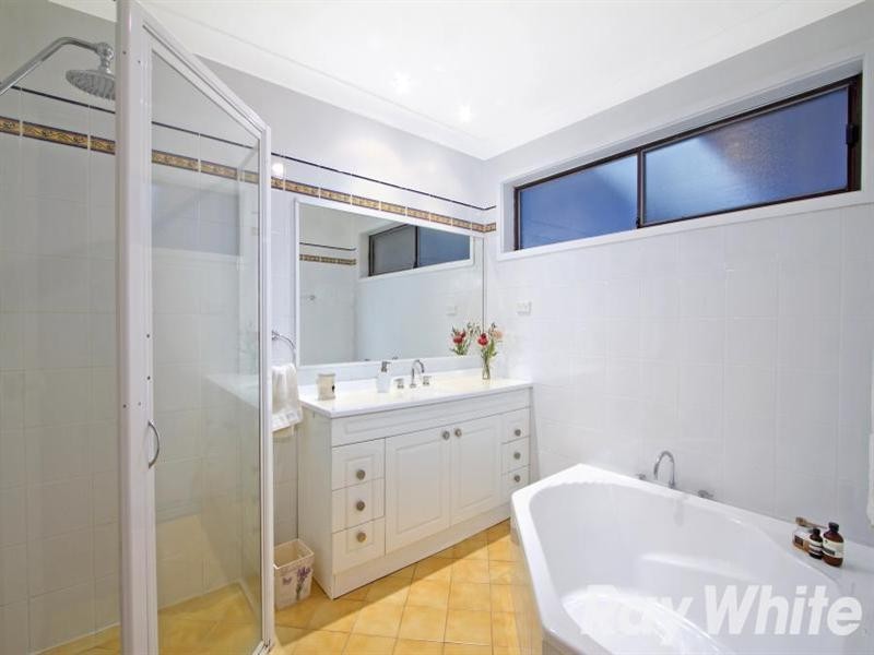 15 Wiseman Road, Castle Hill NSW 2154