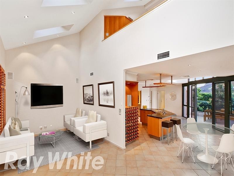 16 Arabella Place, Bella Vista NSW 2153