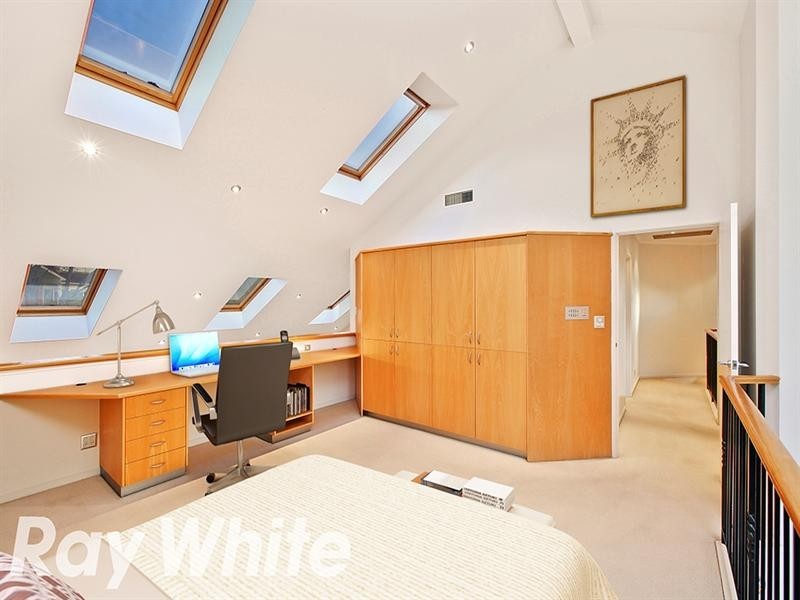 16 Arabella Place, Bella Vista NSW 2153