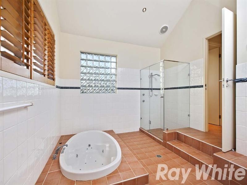 16 Arabella Place, Bella Vista NSW 2153