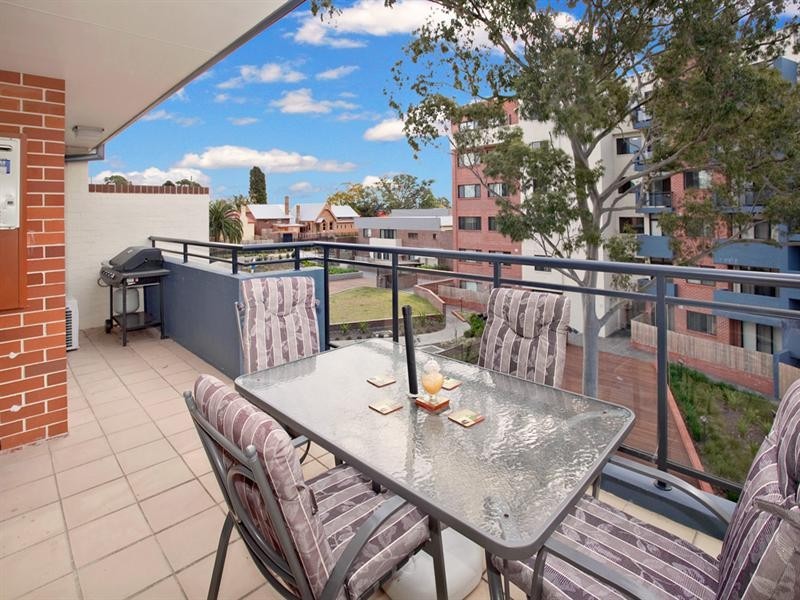 106/1 Russell Street, Baulkham Hills NSW 2153