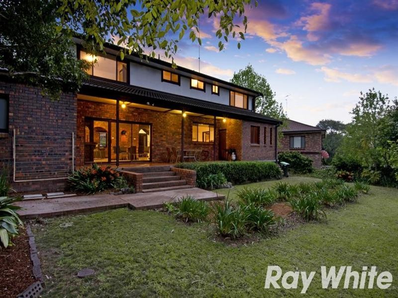 24 Winchcombe Place, Castle Hill NSW 2154