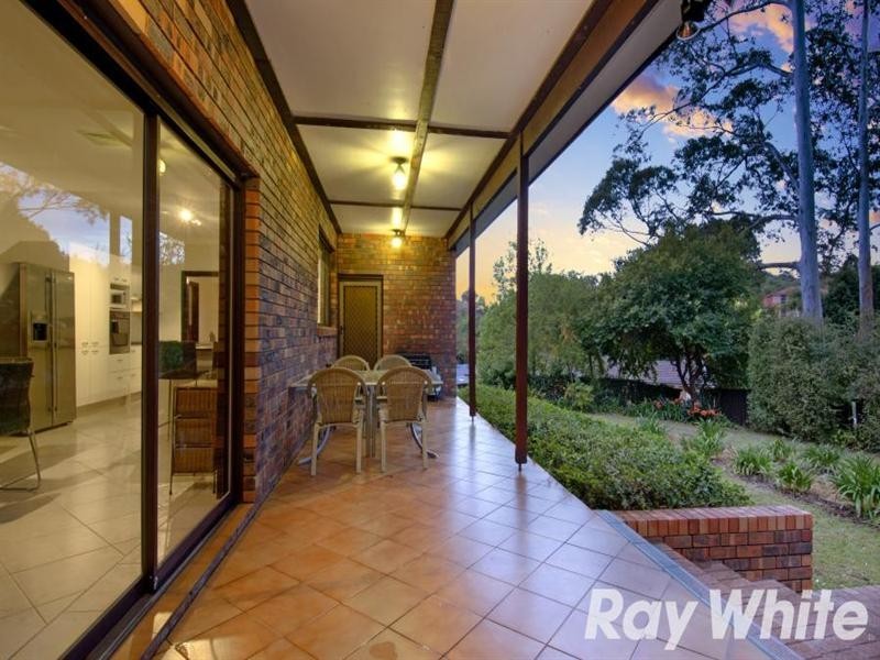 24 Winchcombe Place, Castle Hill NSW 2154