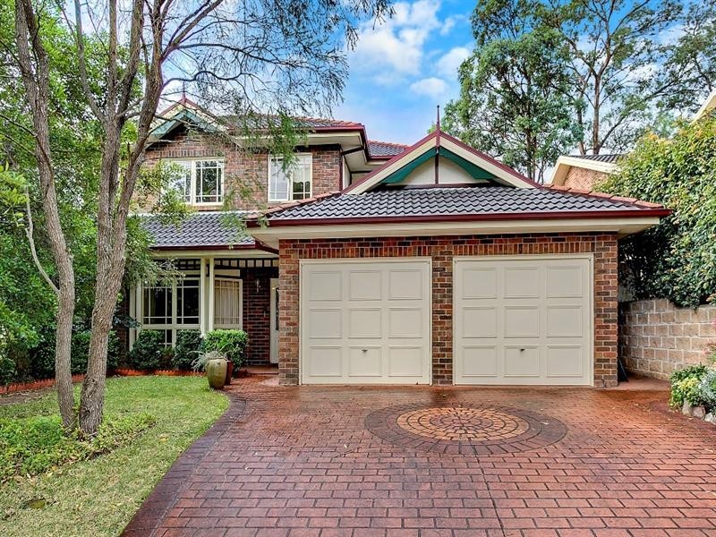 2/20 Thomas Wilkinson Avenue, Dural NSW 2158