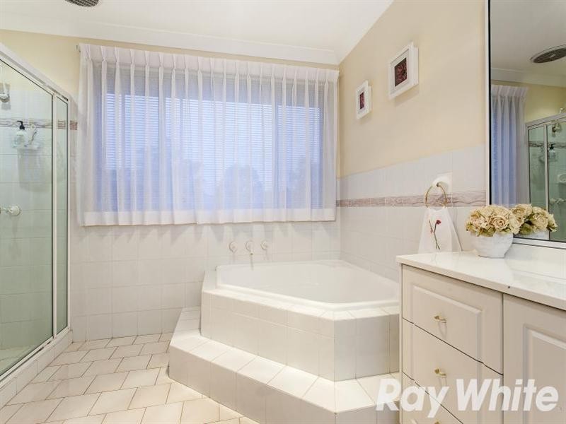 11 Hermosa Court, Castle Hill NSW 2154