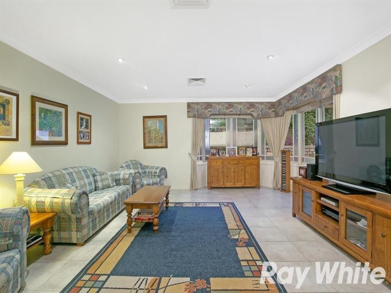 13 Stock Farm Avenue, Bella Vista NSW 2153