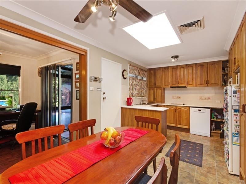 21 Larool Crescent, Castle Hill NSW 2154