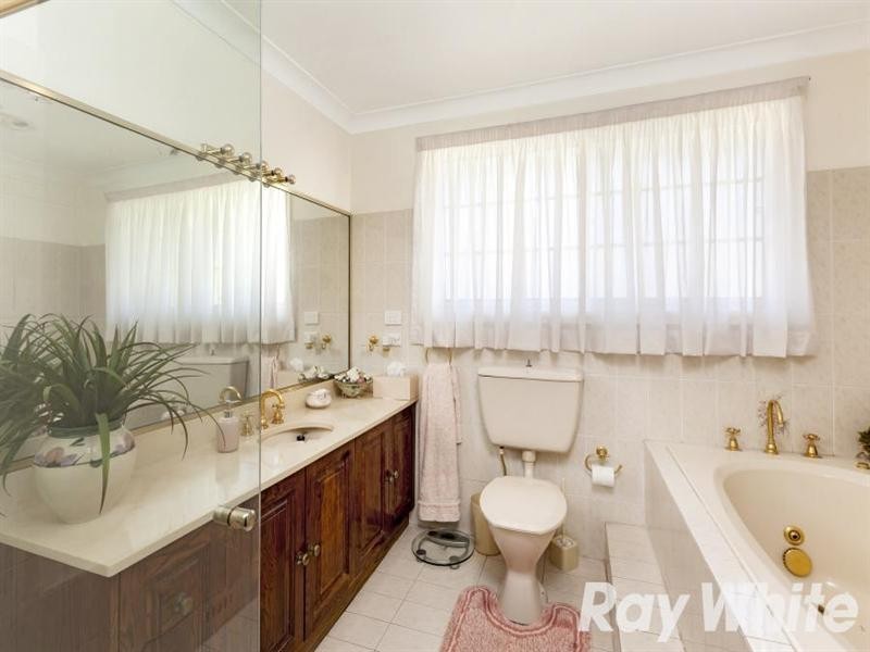 4 Bayberry Way, Castle Hill NSW 2154
