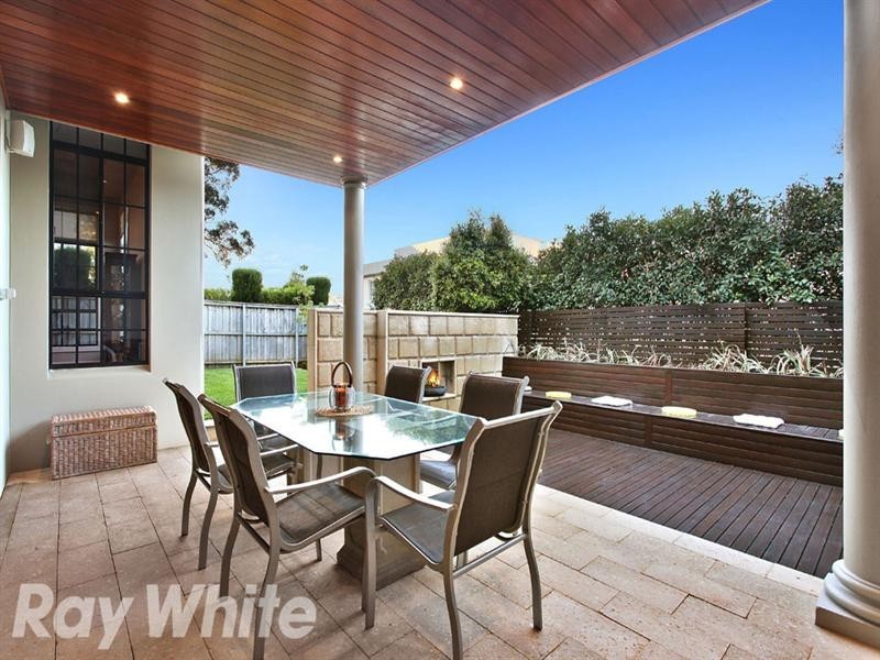 21 Rowanbrae Crescent, Bella Vista NSW 2153