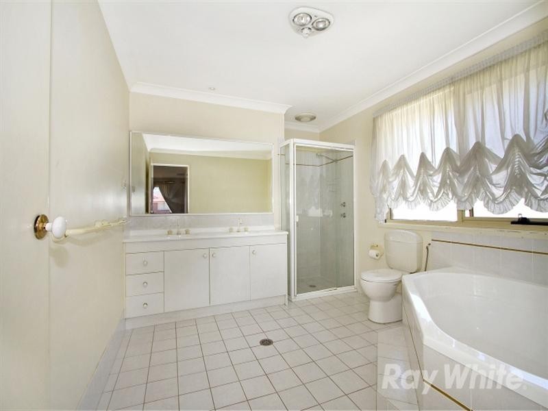 10 Forman Avenue, Glenwood NSW 2768