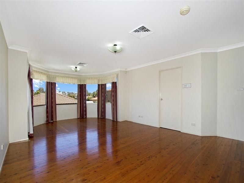 10 Forman Avenue, Glenwood NSW 2768