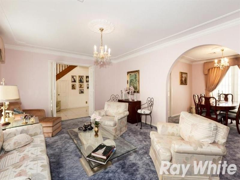 4 Bayberry Way, Castle Hill NSW 2154