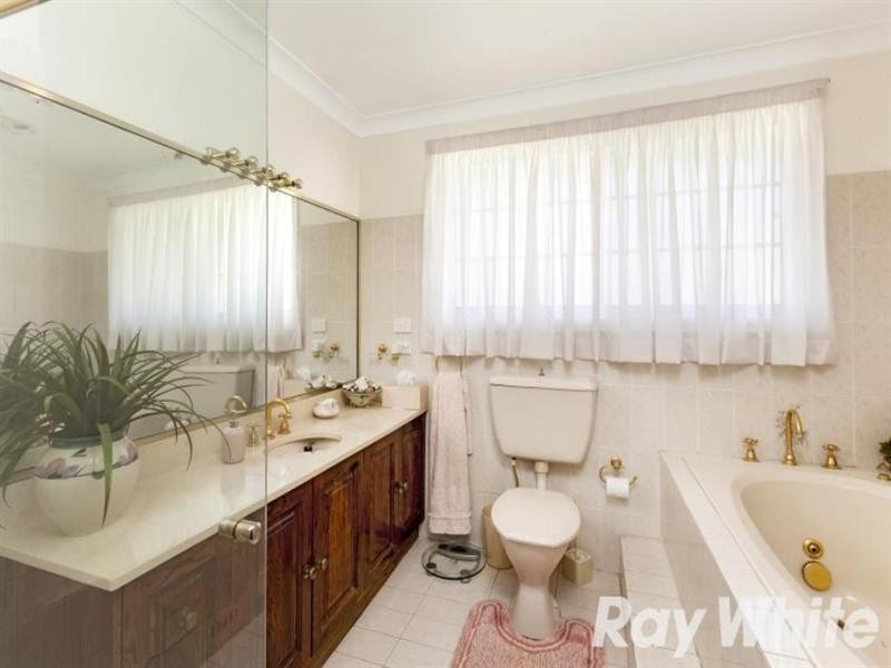 4 Bayberry Way, Castle Hill NSW 2154
