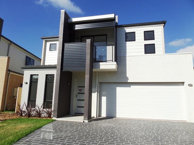 11 Treeland Circuit, Kellyville NSW 2155