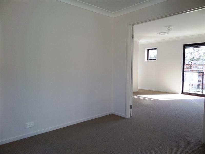 11 Treeland Circuit, Kellyville NSW 2155