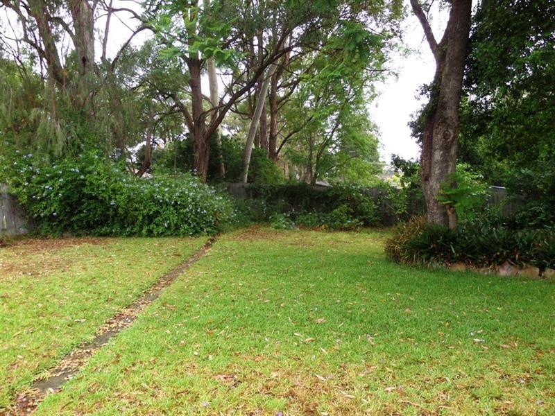 33 Clackmannan Road, Winston Hills NSW 2153