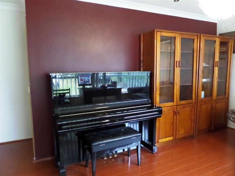 33 Clackmannan Road, Winston Hills NSW 2153
