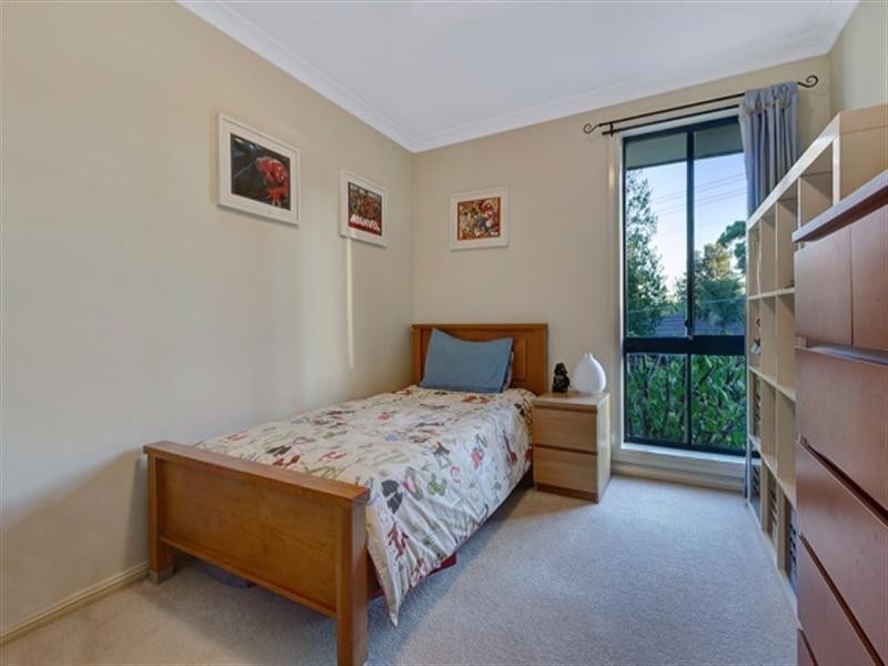 38 Rondelay Drive, Castle Hill NSW 2154