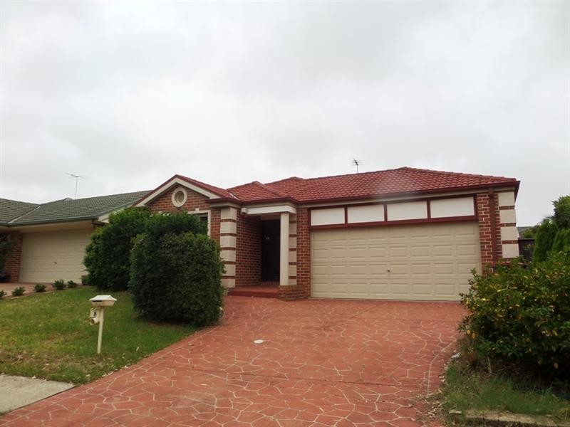8 Winslow Avenue, Stanhope Gardens NSW 2768