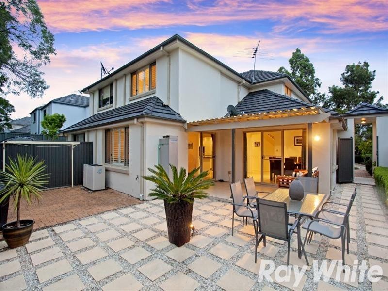 72 Harrington Avenue, Castle Hill NSW 2154