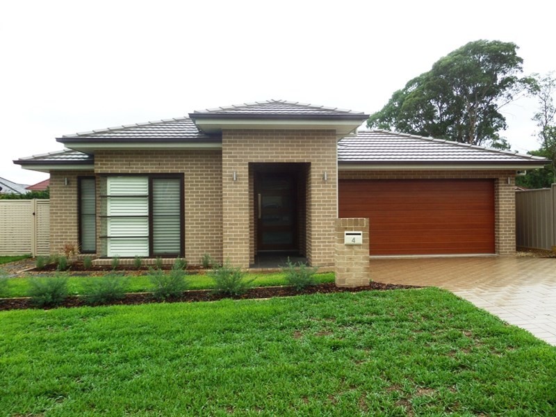 4 Castlegate Place, Castle Hill NSW 2154