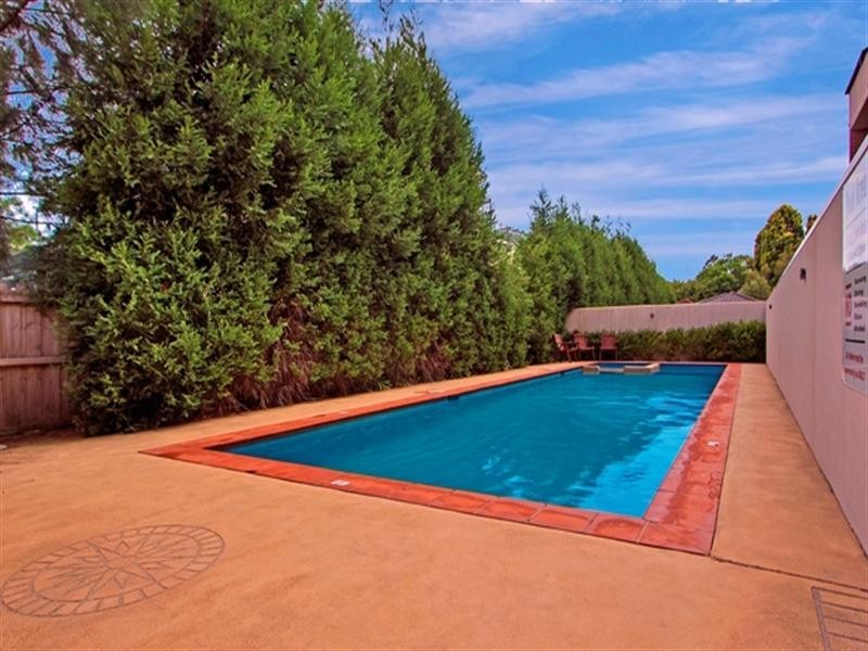 17/7-15 Purser Avenue, Castle Hill NSW 2154