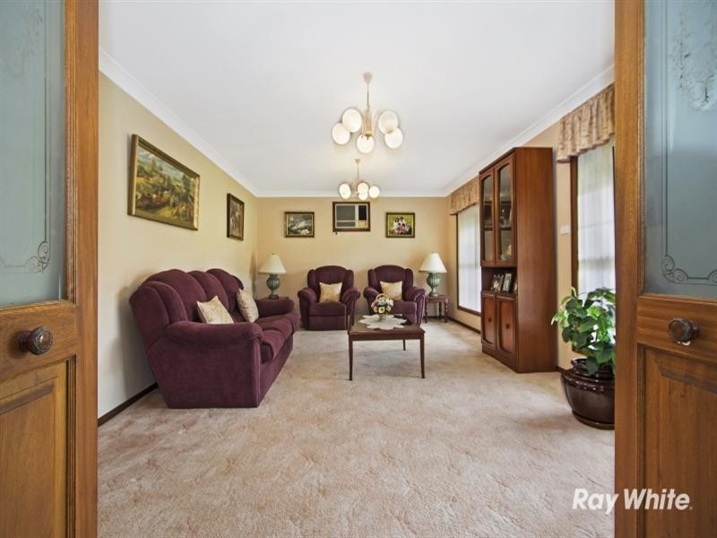 32 Crestwood Drive, Baulkham Hills NSW 2153