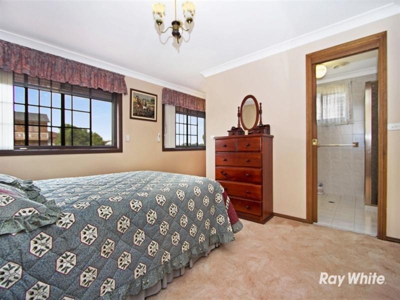 32 Crestwood Drive, Baulkham Hills NSW 2153