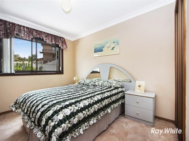 32 Crestwood Drive, Baulkham Hills NSW 2153