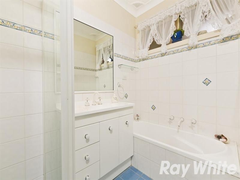 15 Meckiff Avenue, North Rocks NSW 2151
