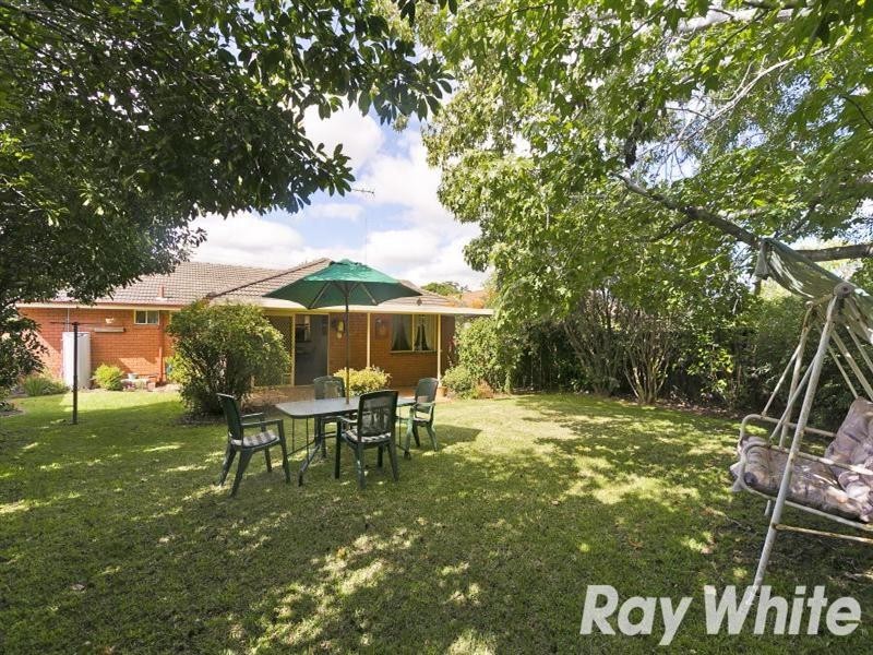 15 Meckiff Avenue, North Rocks NSW 2151