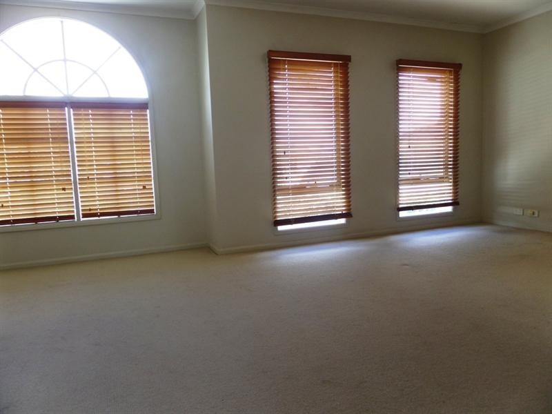 24 Lord Way, Glenwood NSW 2768